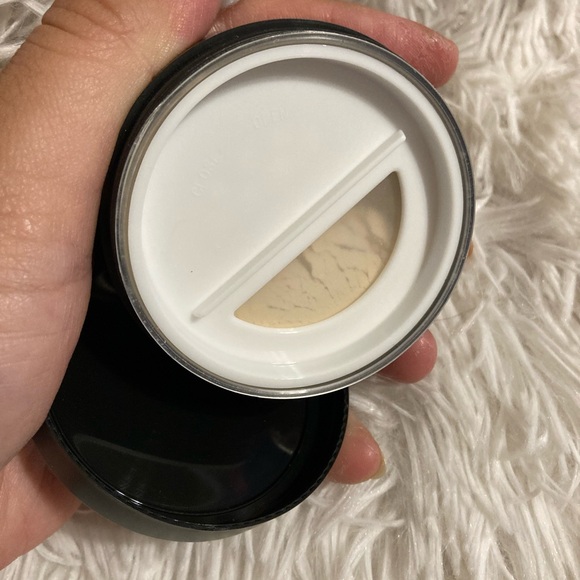 MILK - Setting Powder - Picture 3 of 10